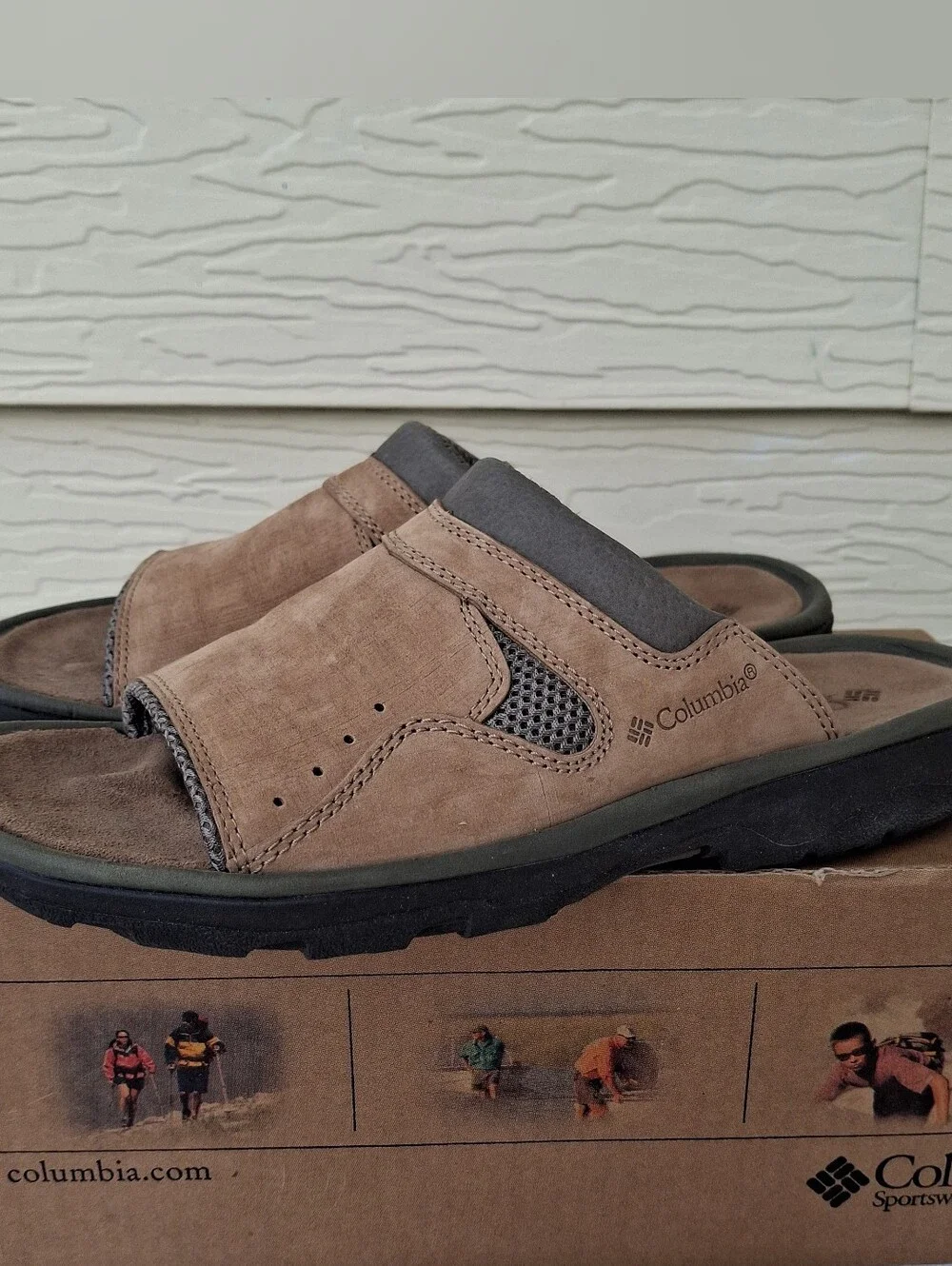 NIB Columbia Men's Brown Tan Suede Slide Sandals Size 10